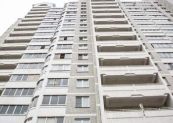 Şəhid ailələri üçün tikilən bina TƏHLÜKƏDƏ – VİDEO