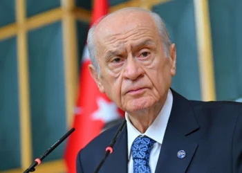 SON DƏQİQƏ: Devlet Bahçeli məktəblərdə təhlükə və rəqəmsal risklər barədə danışdı