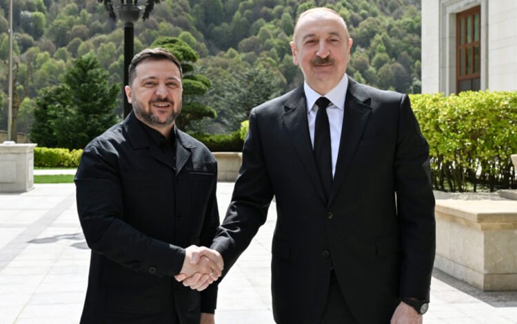 Zelenski Azərbaycandadır – Prezident Qəbələdə qarşıladı – Fotolar