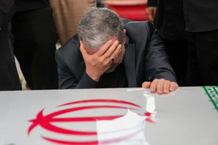 Əraqçi Səlaminin dəfnində göz yaşlarını SAXLAYA BİLMƏDİ