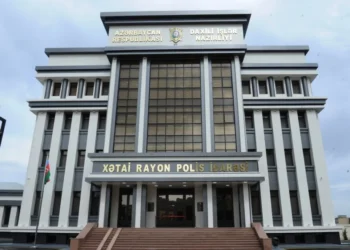 Qayınanasının qızıllarını oğurlayıb, özünə nişan etdi