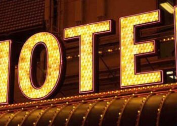 Paytaxtda məşhur otel görün neçəyə SATILIR