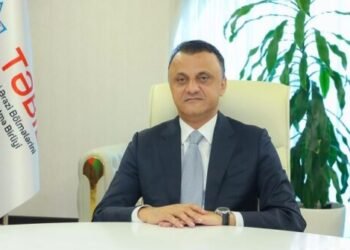 Yeni Klinikada Böyük Qalmaqal: Bölmə müdiri məcburi işdən çıxarıldı – Vüqar Qurbanov “boynundan atıb”