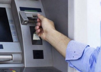 Bu şəxslərin kartlarına pul köçürüldü – RƏSMİ