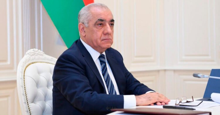 Baş nazir QƏRAR İMZALADI