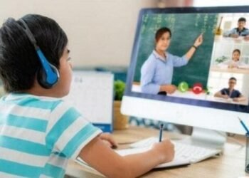 Bütün məktəblər distant təhsilə keçdi – Qonşu ölkədə