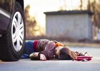 Bakıda dəhşətli qəza: azyaşlılar 2 qadını vurdu, biri öldü