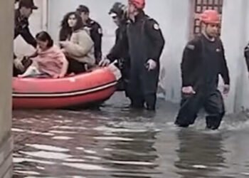 Subasmaya səbəb kollektorun üstündə tikilən ev imiş – Sökülməldir