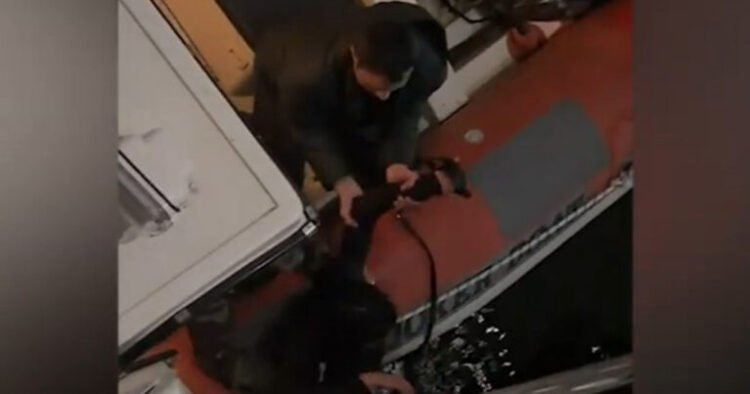 Bulvarda dənizdə batan qız xilas edildi – Anbaan video