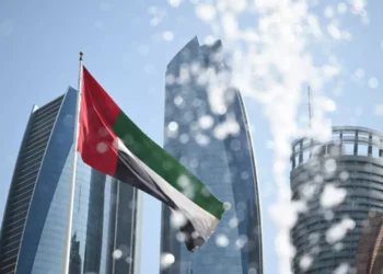 Körfəzdə gərgin gecə: BƏƏ raket və PUA hücumlarına cavab verir