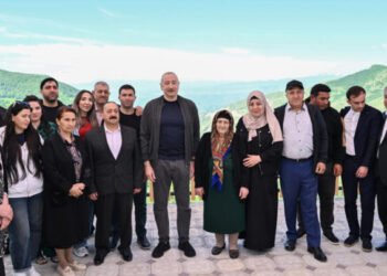 Prezident İlham Əliyev Şuşaya getdi