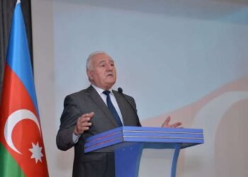 Tanınmış professor kliniki ölüm keçirdi – FOTO