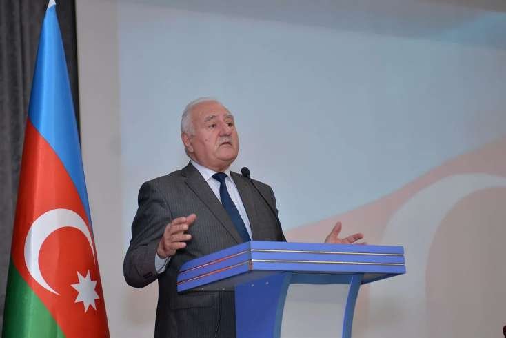 Tanınmış professor kliniki ölüm keçirdi – FOTO