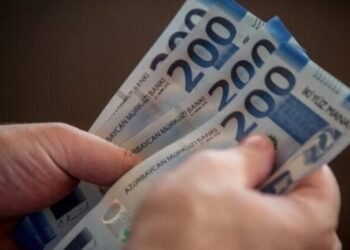 Azərbaycanda gözlənilən yenilik: Minimum maaş 700 manat