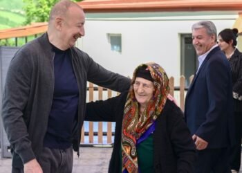 Şuşada Prezidentlə maraqlı söhbət: qızımı niyə gətirməmisən?