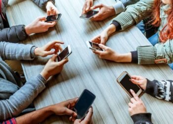 Kim köhnə telefonları saxlayıbsa, bəxti gətirdi – Sərvət dəyərindədir