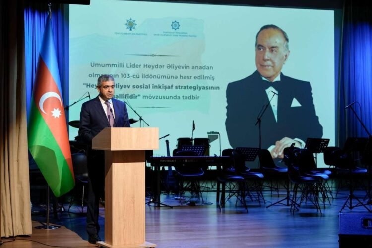 “Heydər Əliyev sosial inkişaf strategiyasının müəllifidir” mövzusunda tədbir keçirildi – FOTO