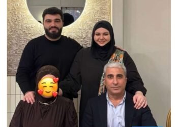 Əməkdar artist ailəsi ilə – FOTO