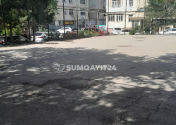 Sumqayıtda uşaqlar oynamaq istəyir, şərait isə imkan vermir…