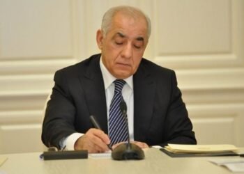 Əli Əsədov yeni qərar imzaladı