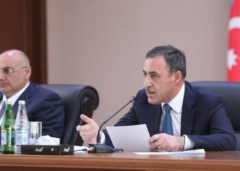 Azərbaycanda tikinti sahəsində icazə prosedurları müzakirə olunub – FOTOLAR