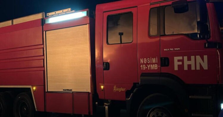 Yaşayış binasında “yanğın”: FHN hərəkətə keçdi – Video