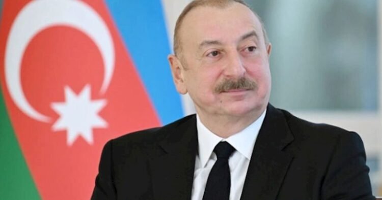 İrəvanda sammit: İlham Əliyev çıxış etdi