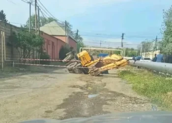 Biləcəridə yol ÇÖKDÜ
