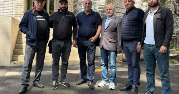 Ukraynada azərbaycanlı meri bıçaqlayan fermer saxlanıldı
