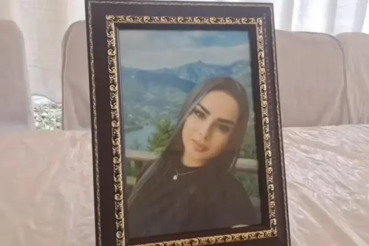 “Qızıma zəng edib ki, qayınatan binanın tinindədir, nə məsələdir?”