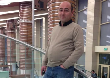44 yaşlı kişi küçədə vəfat etdi – Foto