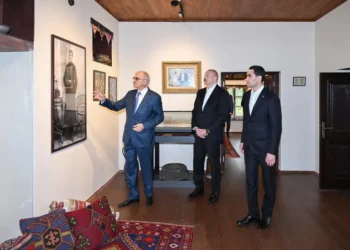 İlham Əliyev və Sərdar Berdiməhəmmədov Şuşada Bülbülün ev-muzeyində olublar