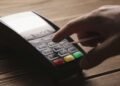 Yeni ödəniş metodları – POS terminallar ləğv olunacaq?