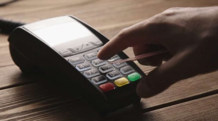 Yeni ödəniş metodları – POS terminallar ləğv olunacaq?