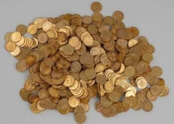 Paslı qabdan 7 kilo qızıl tapdılar