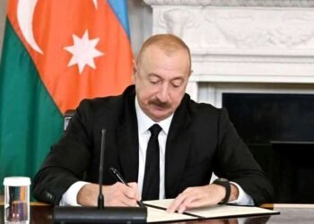 Prezident gömrük sistemi ilə bağlı fərman imzaladı