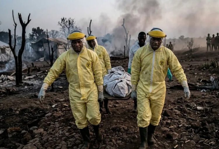 Nigeriyada Ebola həyəcanı: 10 ştat üçün fövqəladə xəbərdarlıq!
