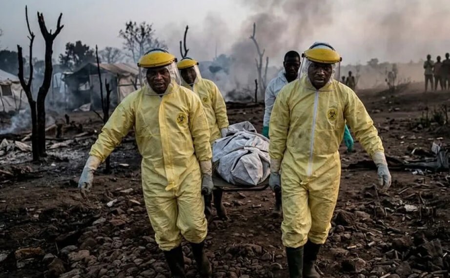 Nigeriyada Ebola həyəcanı: 10 ştat üçün fövqəladə xəbərdarlıq!
