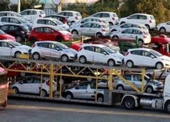 Avtomobil idxalı 40% azaldı: Maşınlar bahalaşacaq?