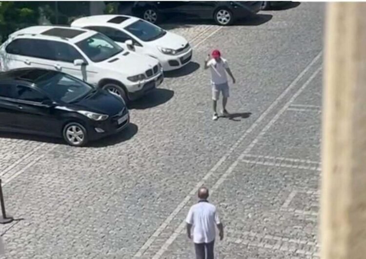 İçərişəhərdə şortik davası: “Səni bu məhlədə bir də görməyim” — VİDEO