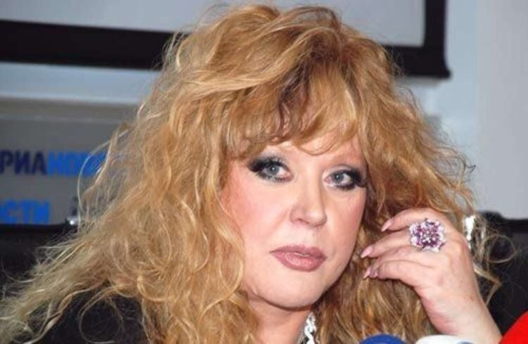 Alla Puqaçova məhkəməyə verildi: Primadonnanın suçu nədir?