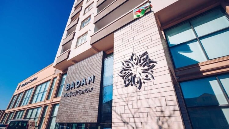 “Badam” klinikasının direktoru istefa verdi – VİDEO