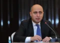“Pulsuz” təhsil dünyanın heç yerində yoxdur” – Nazir