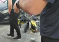 Masazırda avtomobil motosikleti vurdu – VİDEO