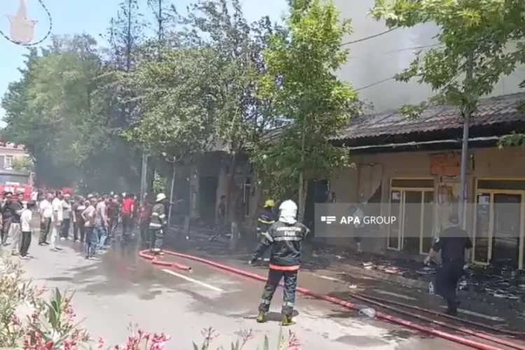 İmişlidə ticarət obyektində yanğın başlayıb