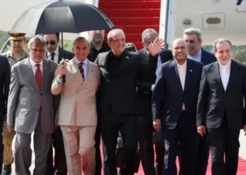 Pezeşkian Pakistanda İslam ölkələrinə çağırış etdi