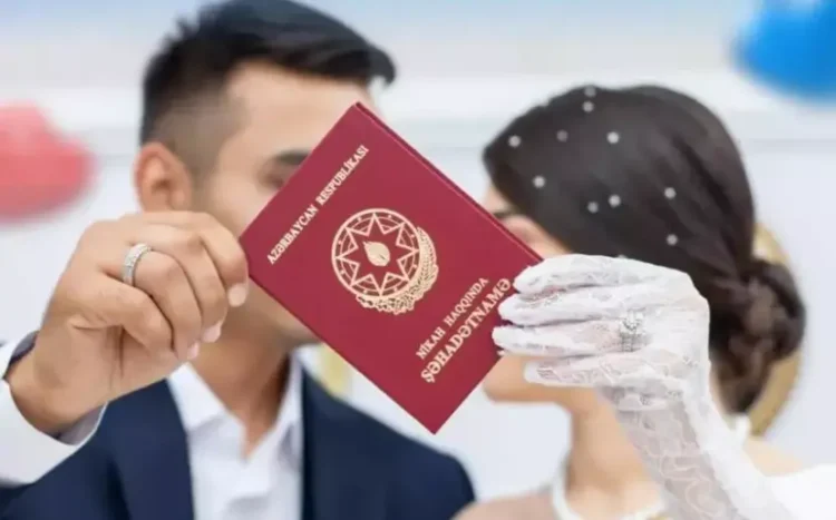 Boşanmaq çarə olmadı: Keçmiş həyat yoldaşı ilə evlənənlərin sayı açıqlandı