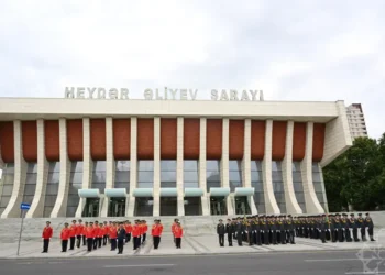 Bakıda hərbçilərin yürüşü keçirilir – Fotolar