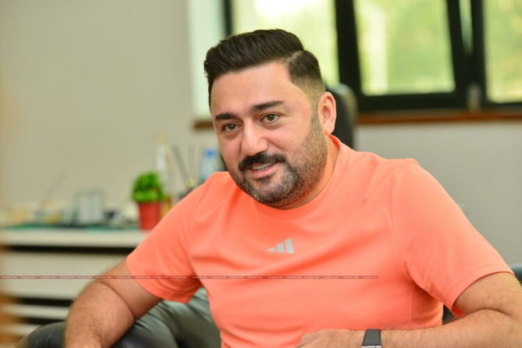 Müşviq Şahverdiyev: “Böyük borca girdim, maşınımı, evimi satmalı oldum” – VİDEO
