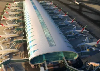 Dubay aeroportu VURULDU